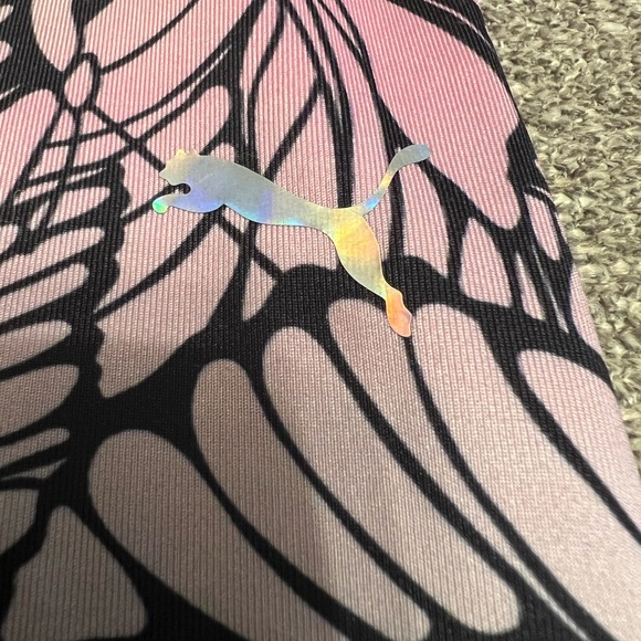 Puma Kids Pink Tee and Butterfly Leggings Set - Picture 7 of 7